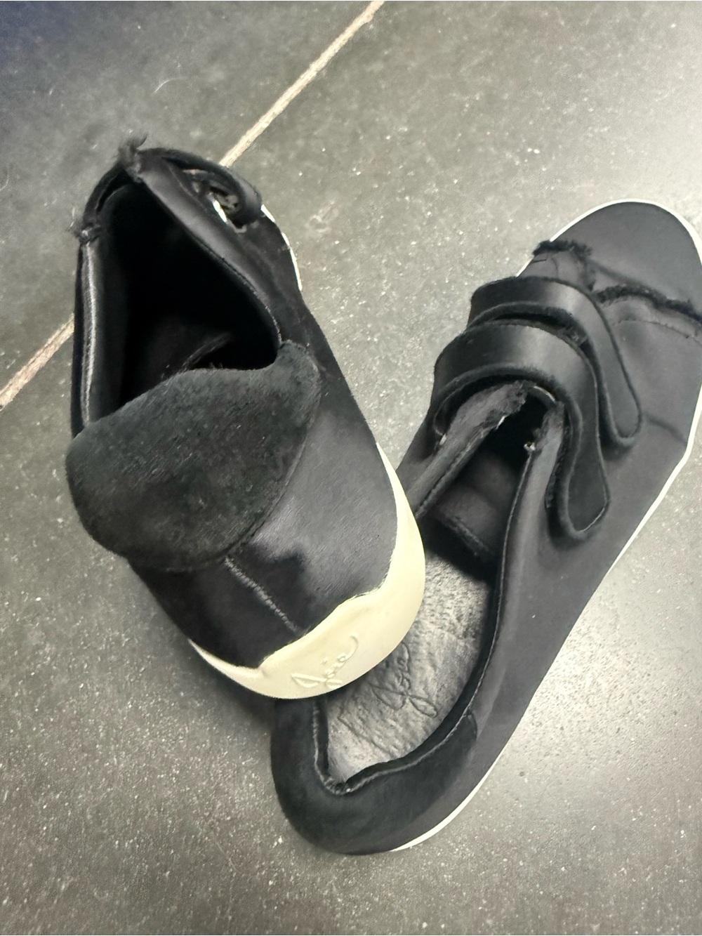 Joie Womens DIATA Black Satin Strap Flat Sneakers Shoes Sz 39/9 $228 - Picture 10 of 11